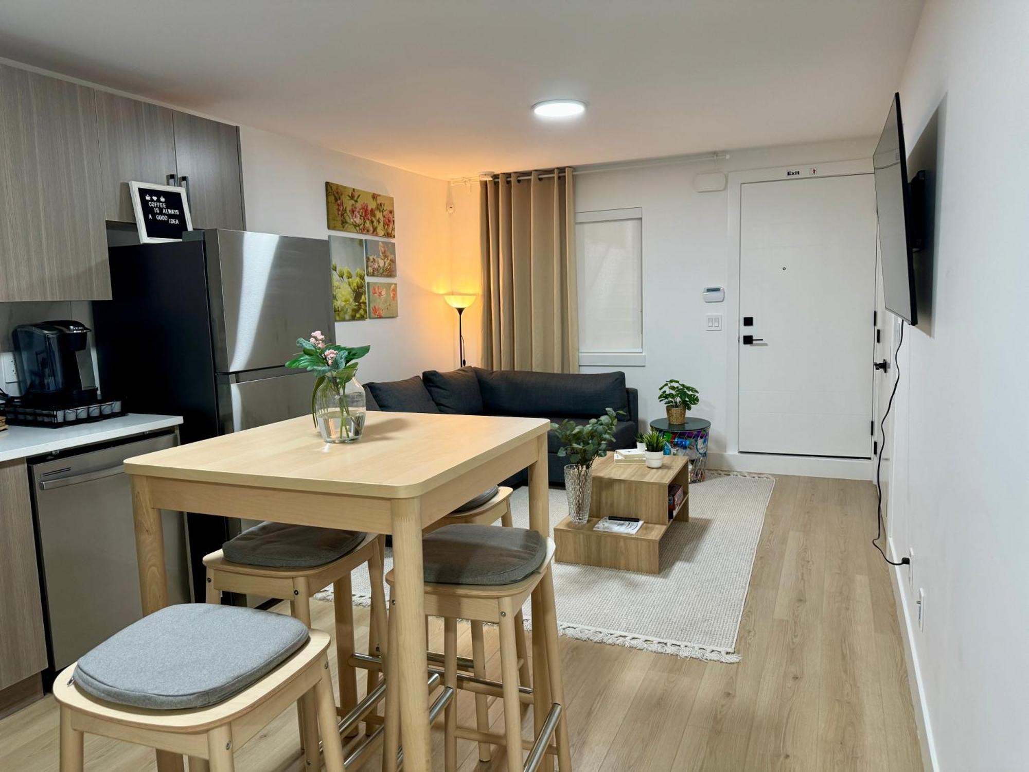 The Sunset Haven- Cozy 2Br Basement Suite Near White Rock Surrey Esterno foto