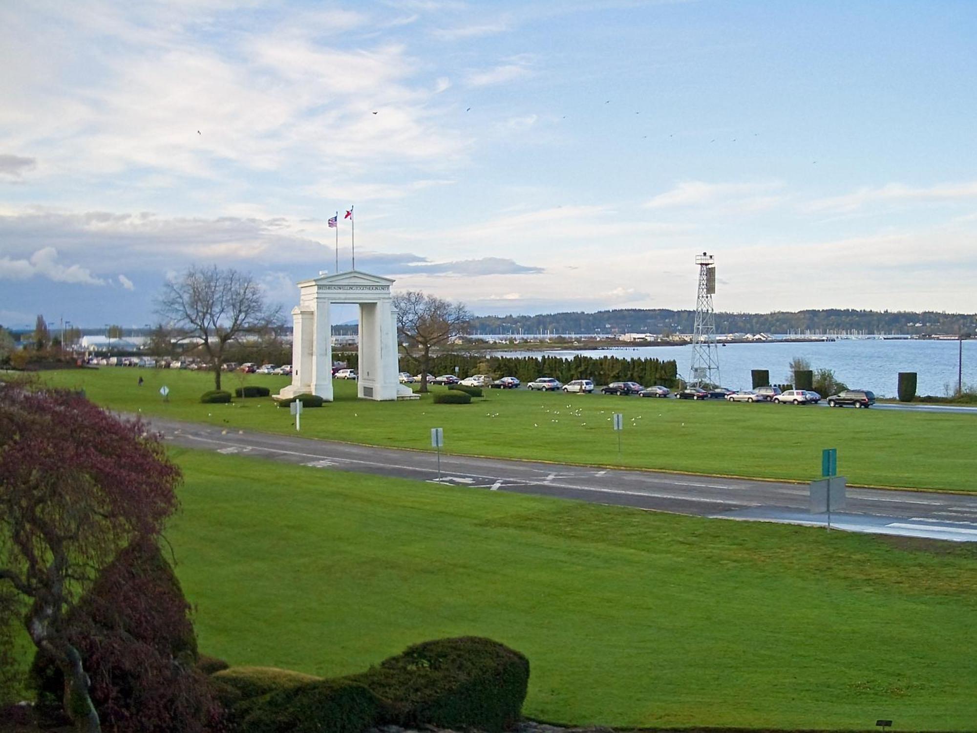 The Sunset Haven- Cozy 2Br Basement Suite Near White Rock Surrey Esterno foto